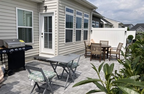 Lewes Maison | Coastal Club * 33304 * 3 BR, 2.5 BA Sleeps 8 *Community of the Year *