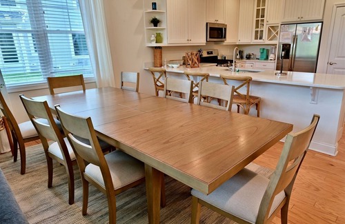 Lewes Maison | Coastal Club * 4BR twin House w 3.5 Baths, Sleeps 10