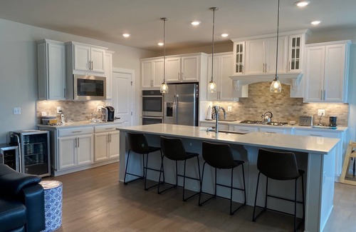 Lewes Maison | Coastal Club WATERFRONT Home 5BR 4Bth, 3 Ensuites Sleeps 12