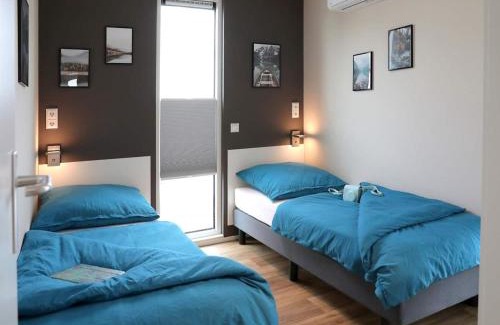 Ribnitz Location De Bateaux | Coastal Comfort with Terrace