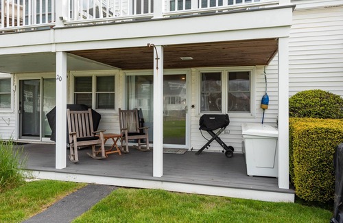 Rye Copropriété | Coastal Condo on Ocean Blvd in Rye with Deck & Ocean Views