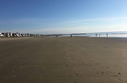 Wells Beach Copropriété | COASTAL CONDOMINIUM #16. COZY CONDO STEPS FROM THE BEACH!