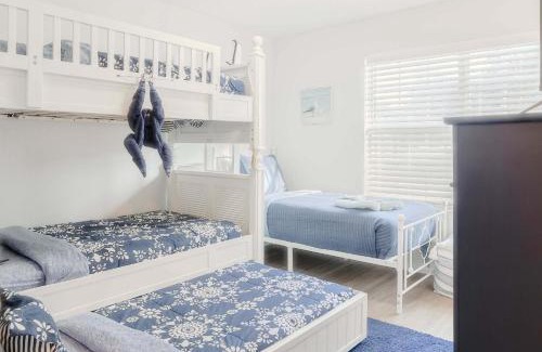 Navarre Maison | Coastal Cottage - 3 Beds Kid friendly & 2miles to Beach