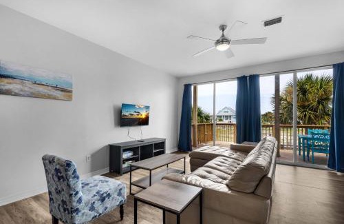Navarre Beach Maison | Coastal Cottage