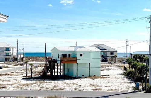 Navarre Beach Maison | Coastal Cottage