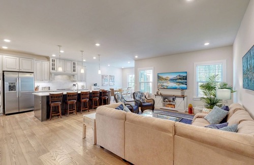 Lewes Maison | COASTAL DAYDREAMS- 6BD, 4BA - Sleeps 14 - World-class amenities!