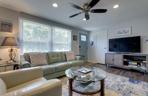 Niantic Maison | Coastal Getaway with Porch, 2 Mi to Niantic Beach!