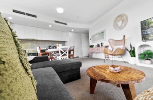 Cairns Central Business District Appartement | Coastal Harbour Lights -pool Gym Prime Location