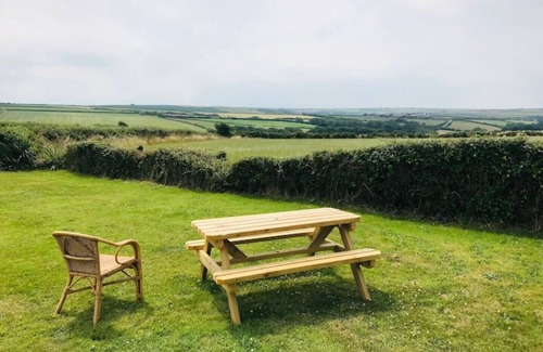 St Ishmaels Maison | Coastal Haven - Ideal for Skomer Island