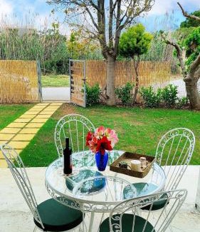 Korfalonas Maison | Coastal Haven Your Oasis by the Sea