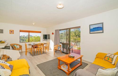 Tairua Maison | Coastal Hill Retreat - Tairua Holiday Home