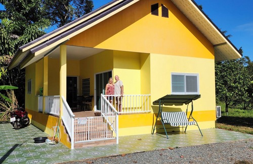 Ko Chang Maison | looking for peaceful setting but close enough to everything ,beach, restaurant.