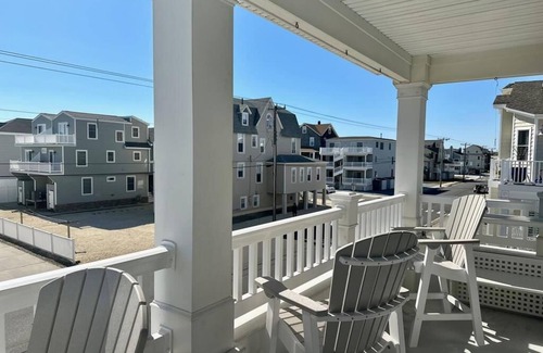 Sea Isle City Copropriété | Coastal Luxury on the Beach Block – 6BR, 4.5BA, Steps from the Sand!