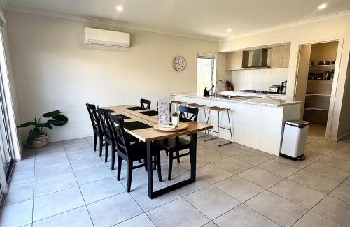 Mount Duneed Maison | Coastal Oasis - 10 mins to Torquay, 10 mins to Geelong !
