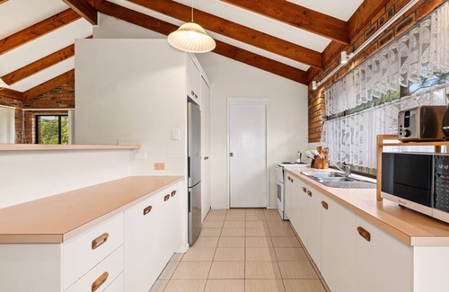 Pottsville Maison | Coastal Paws Pet friendly, family beach house in Pottsville