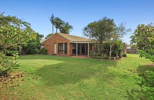 Pottsville Maison | Coastal Paws Pet friendly, family beach house in Pottsville