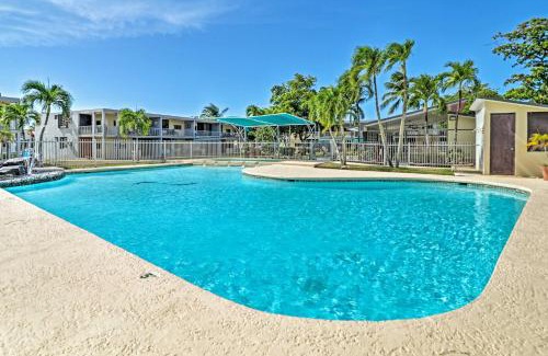 Zarzal Appartement | Coastal Puerto Rican Apartment - Walk to Beach!