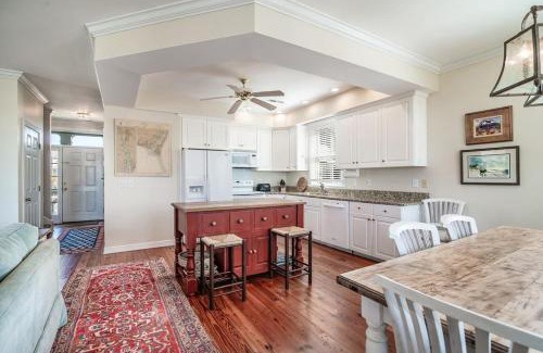 Litchfield by the Sea Maison | Coastal Retreat at The Rookery: 4 BDRM Home