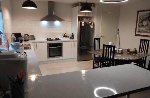 Seatoun Maison | Coastal Retreat in Wellington - Perfect for Quick Stays