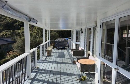 Moetapu Bay Maison | Coastal Retreat on Moetapu Bay Road – Marlborough Sounds Paradise