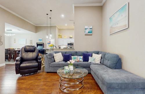 Navarre Maison | Coastal Retreat