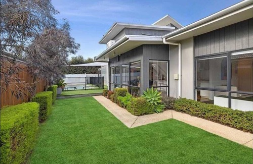 Torquay Maison | Coastal Retreat with Pool