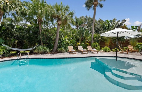 Cocoa Isles Maison | Coastal Scandinavian Retreat - Cocoa Beach, Florida