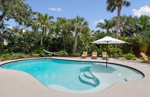 Cocoa Isles Maison | Coastal Scandinavian Retreat - Cocoa Beach, Florida