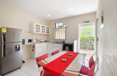 Enterprise Appartement | Coastal View Apt #1 - 2 bed