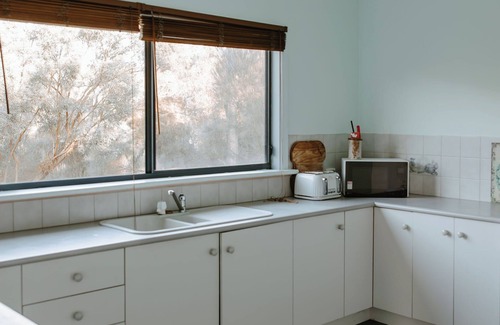 Penneshaw Maison | Coastal-View | Penneshaw Bush Retreat | 3BR