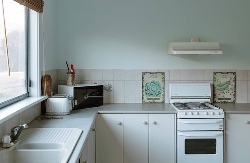 Penneshaw Maison | Coastal-View | Penneshaw Bush Retreat | 3BR