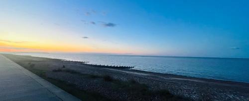 Swalecliffe Maison | Coastguard 45