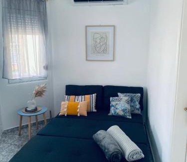 Nea Peramos Maison | Coastline Apartment
