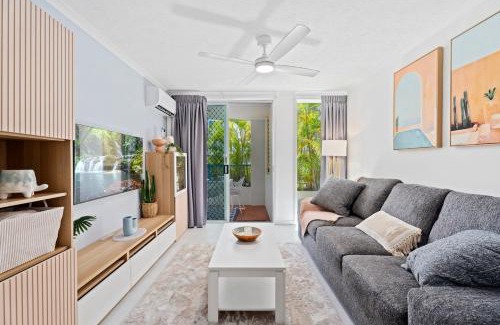 Surfers Paradise Appartement | Coastline Escape Renovated Unit - Great Location - Quiet Area - Parking Included