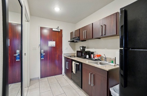 Russells Point Hôtel | Cobblestone Hotel & Suites-RussellsPoint