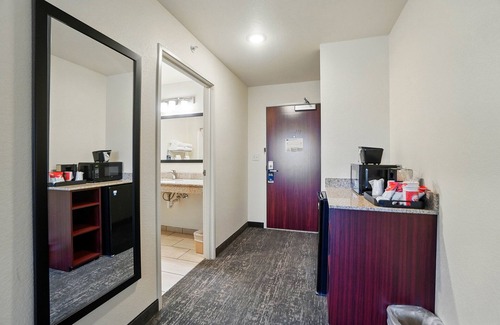 Russells Point Hôtel | Cobblestone Hotel & Suites-RussellsPoint