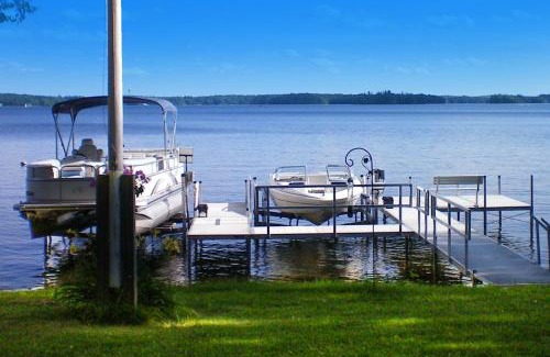 Winthrop Maison | Cobbossee Hideaway