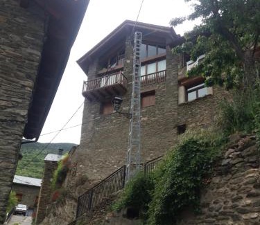 Llavorsi Chalet De Ski | Cobert de Martí