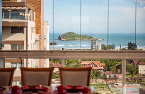 Centro Appartement | Cobertura com vista panorâmica da Praia da Vila