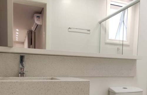 Torres Appartement | Cobertura dos Sonhos a Beira Mar com Piscina