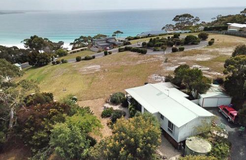 Binalong Bay Maison | Cockatoo Cabin