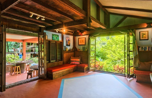 Fond Cani Maison | Cocoa Cottages