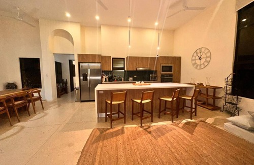 Coco Maison | CocoHouse #26 White-sand beach