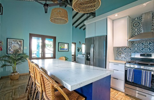 Aguadilla Maison | Cocoloba Deluxe 1- Beach front casita steps from the beach and Popular Beach Bar