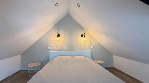 Laval Appartement | COCON Mayennais - Loft Balnéo Laval - Loveroom