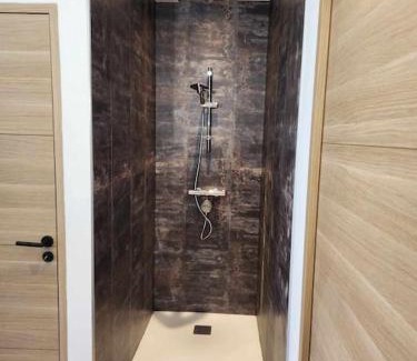 Andilly Maison | Cocon pour 2 avec jacuzzi