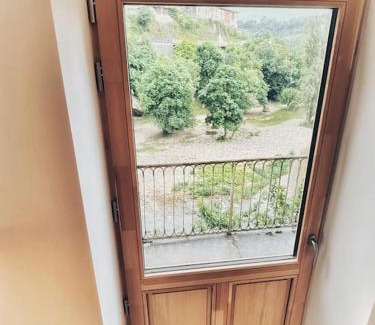 Pont-en-Royans Appartement | Cocon suspendu
