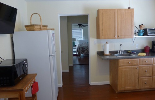 Altamont Manor Appartement | NOIX DE COCO PALM APT ~ DOUX, CONFIEURS APT! GRANDS TARIFS 2019! 2ème étage, 1BR, 1 BAIN