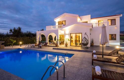 Pegeia Villa | Cocoon Luxury Villa In Coral Bay-3 Min To Beach