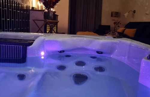 Saint-Michel-de-Lanes Maison | Cocoon of love (romantic suite)
